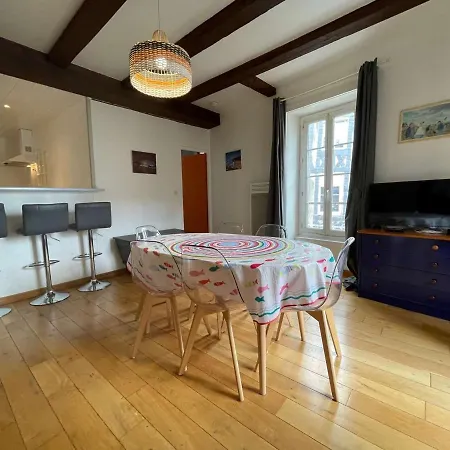 Colore 3 Pieces, 6 Couchages, Centre La Rochelle - Fr-1-246-546 Apartment