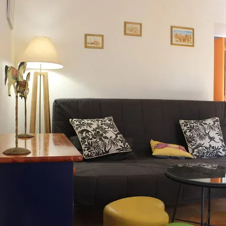 Colore 3 Pieces, 6 Couchages, Centre La Rochelle - Fr-1-246-546 Apartment La Rochelle (Charente-Maritime)